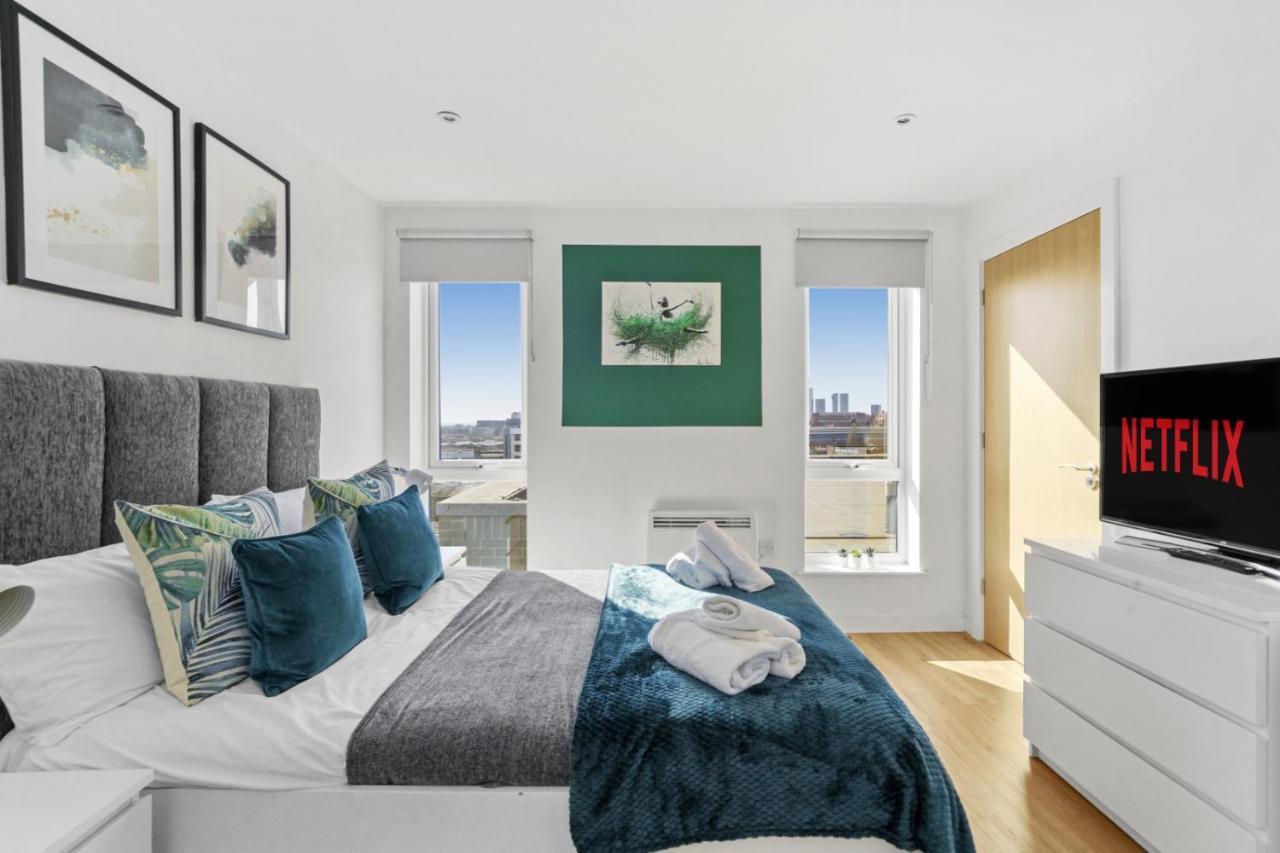 Stunning City Centre Penthouse - Sleeps 10 - Parking Manchester Kültér fotó