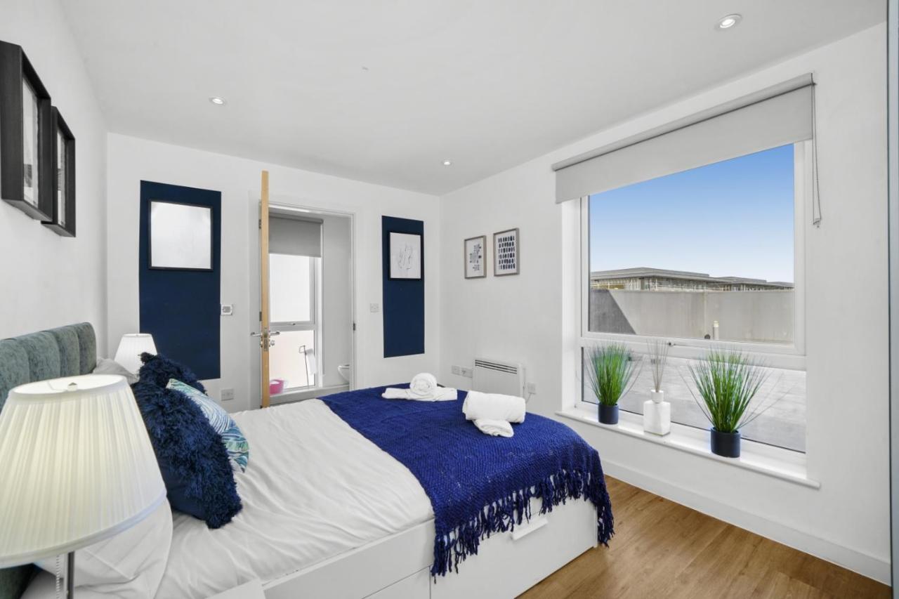 Stunning City Centre Penthouse - Sleeps 10 - Parking Manchester Kültér fotó